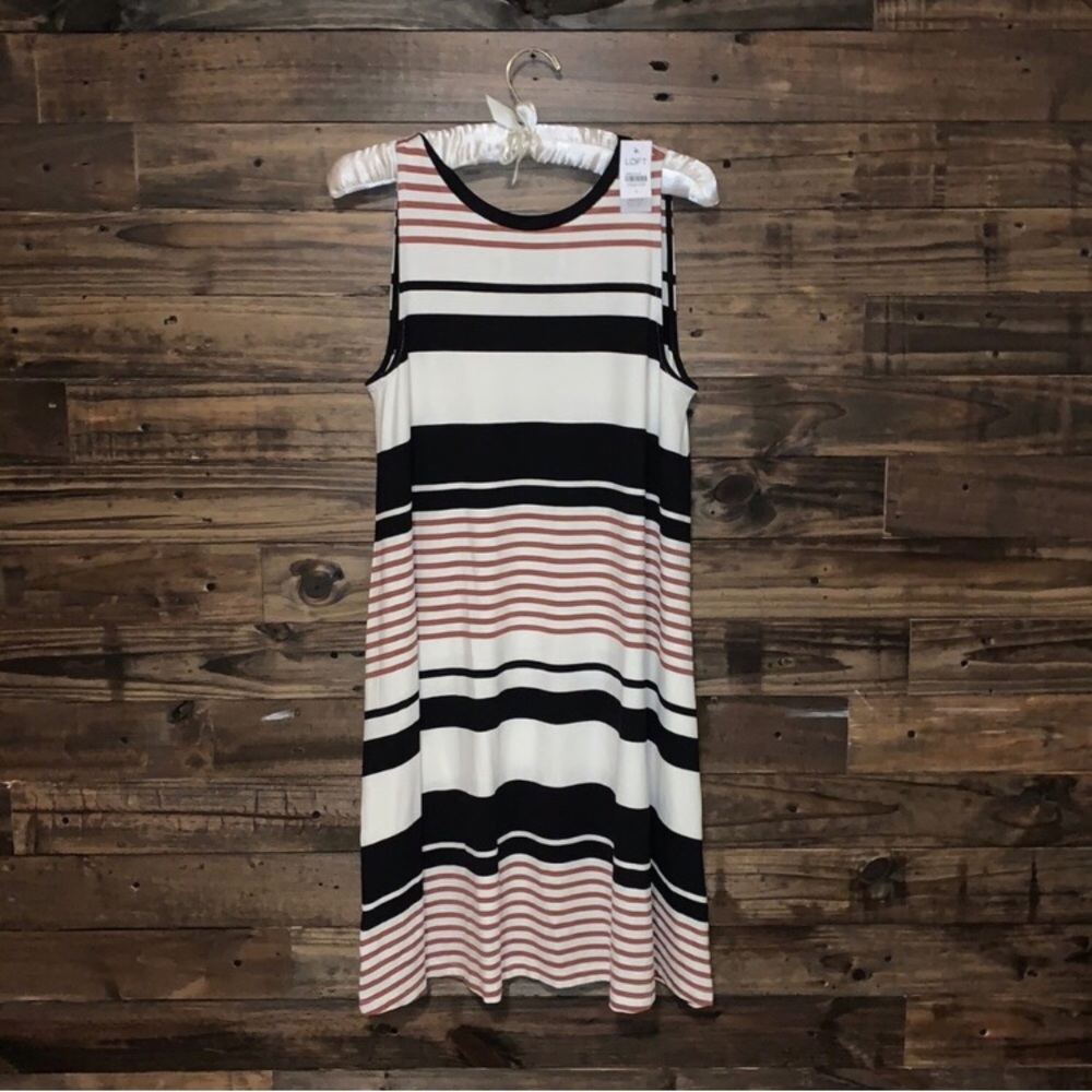 NWT Ann Taylor Loft dress, sz Medium.